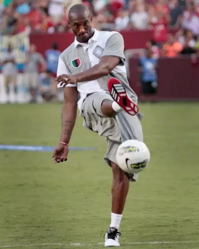 足坛一些球员会不会是有其他副业……？（足坛球员中有人在兼顾副业吗？）