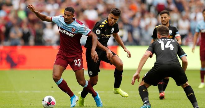 记者：帕拉西奥斯或1月租借离队，巴西&墨西哥俱乐部对其有意（记者称帕拉西奥斯可能1月租借离队，巴西和墨西哥球队有意）