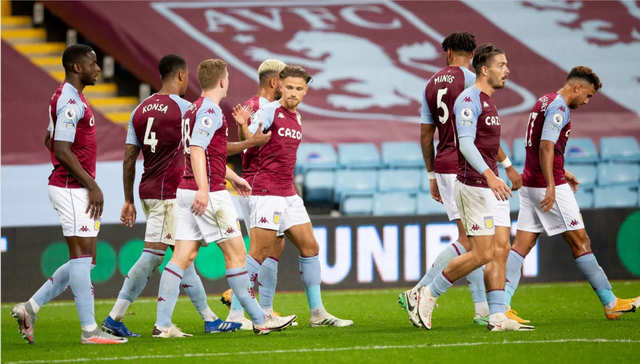 曼联主帅阿莫林迎战伯恩茅斯：老特拉福德能否再现荣耀？（阿莫林率曼联迎战伯恩茅斯：老特拉福德还能重燃辉煌吗？）