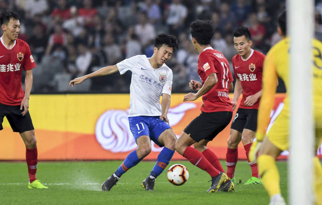 17-18赛季至今英超联赛后卫进球榜：范戴克21球第一（英超自17／18赛季至今后卫进球榜：范戴克以21球领跑）