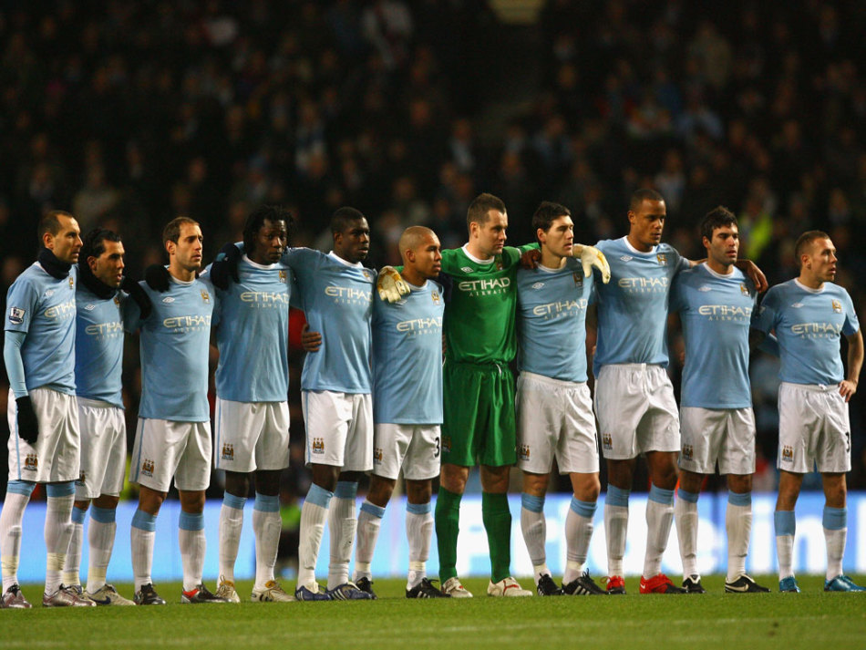 灰熊青年军崛起引发关注（灰熊新生代崛起备受瞩目）