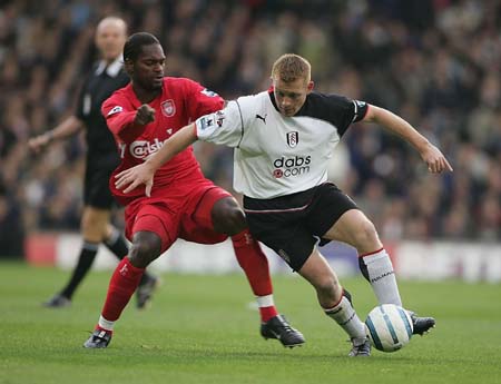 塞萨尔：齐沃为什么要换下博尼和泽林斯基？他俩明明表现最好（塞萨尔质疑齐沃换人决定：为何撤下表现最好的博尼和泽林斯基？）